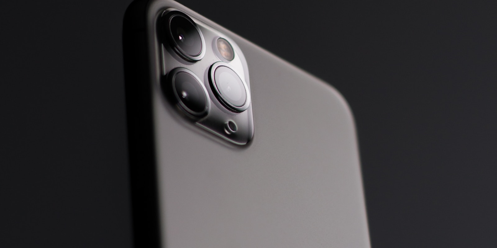 ProRes съел всю память iPhone: что хранить, а что переводить в MP4