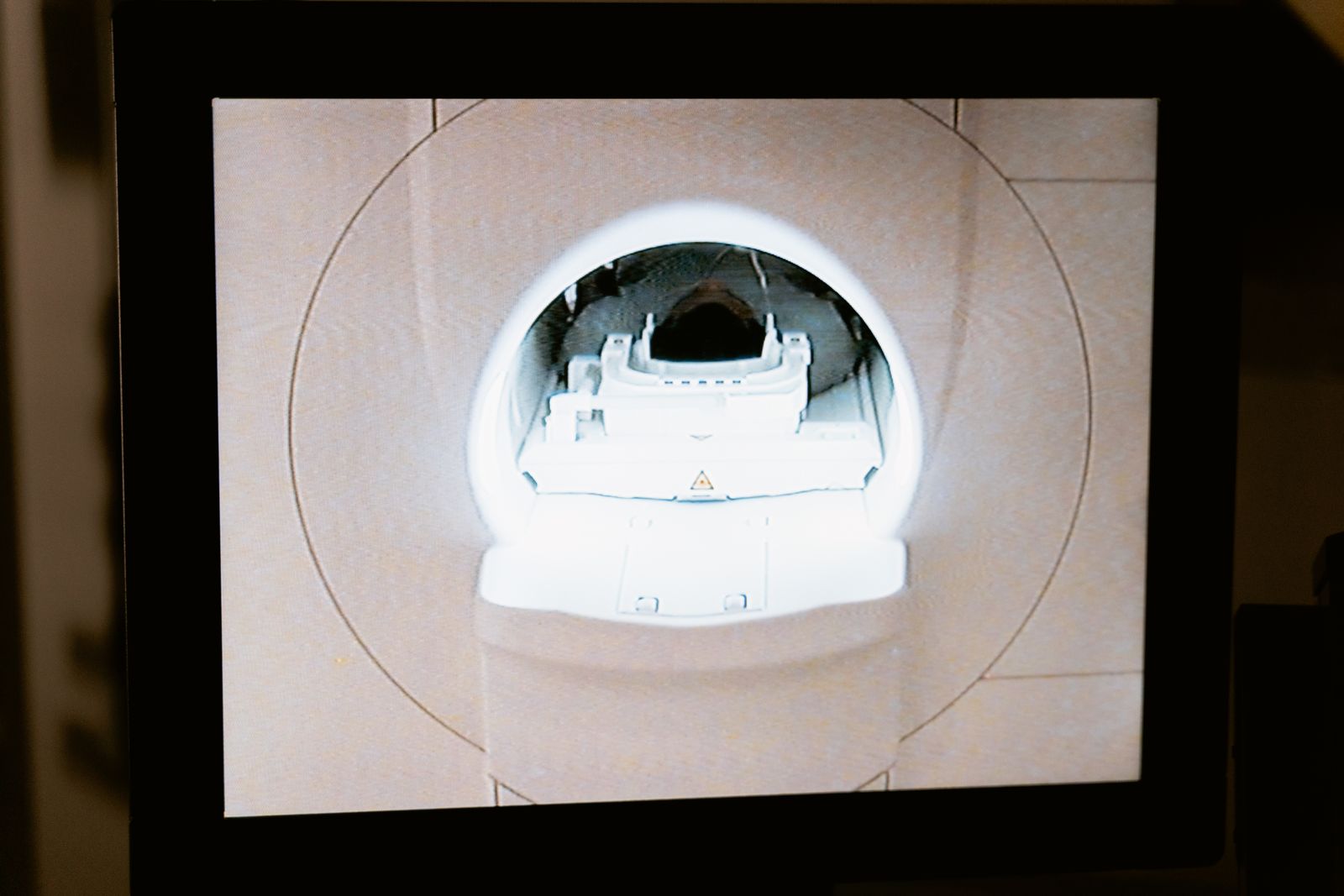 A medical scanner shown on a screen — an example of a large technical image